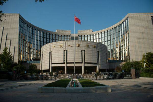 英媒：美元地位逐渐弱化 各国央行储备人民币意愿升温