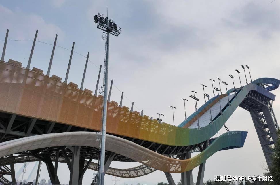 平安银行2022年年报：持续支持实体经济 经营业绩稳健增长