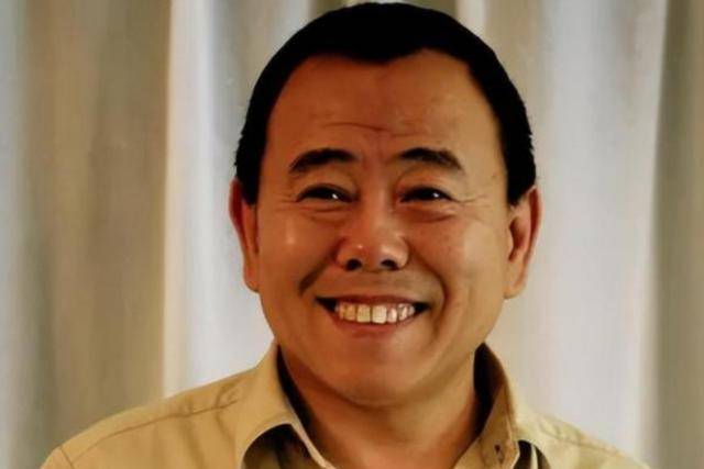 潘长江：我钱花一辈子也花不完<strong></p>
<p>9158交易所</strong>，如今67岁却越活越“糊涂”了
