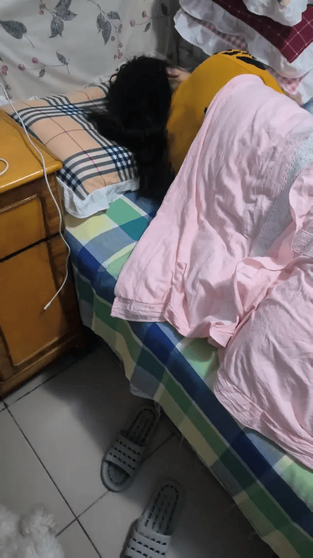 44岁女子腹腔包块<strong></p>
<p>以飞交易所</strong>，被按肿瘤切除生育器官：“我没生育过，现在啥都没了！”妇幼保健院认为不存在手术错误