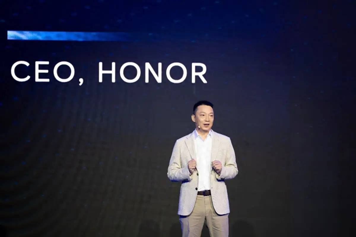 被安兔兔怒斥的荣耀<strong></p>
<p>币汇</strong>，出货量已跌到中国第六，李健能逆转颓势吗？