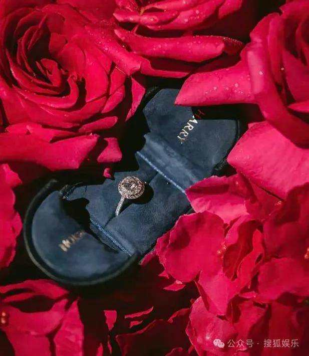 女网红不止一次问新婚不久的男明星“想不想离婚”<strong></p>
<p>zb货币交易平台</strong>，这也太冒犯了……