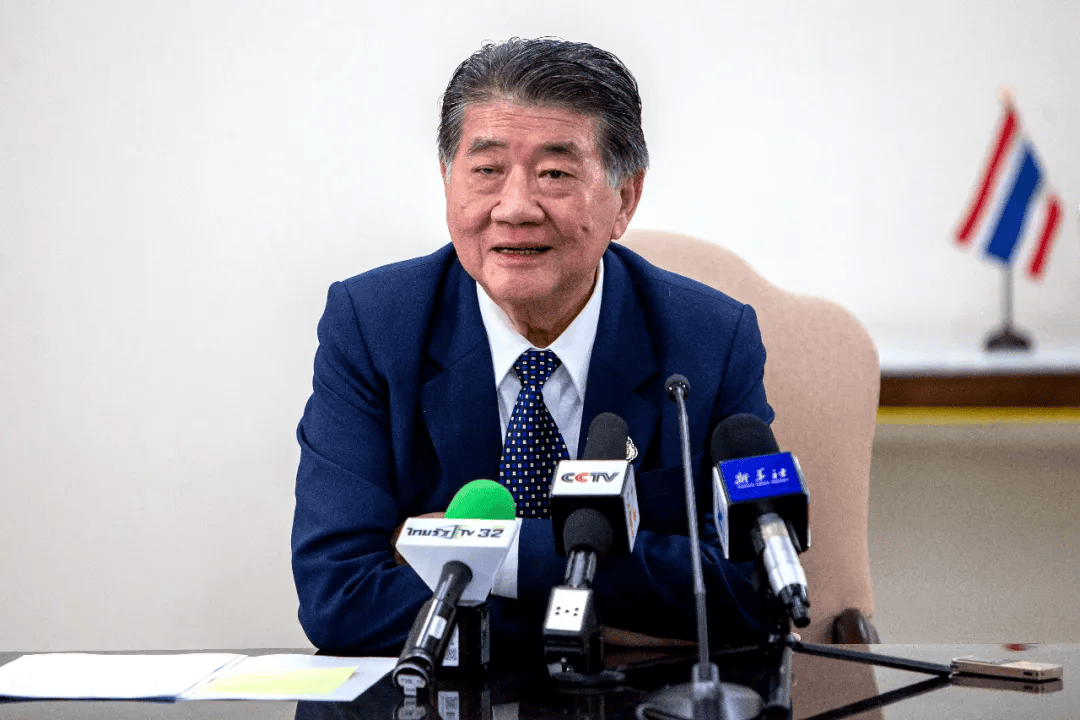 泰国三天两换总理<strong></p>
<p>黑龙江省交易中心信息平台网</strong>，准备迎回佩通坦？