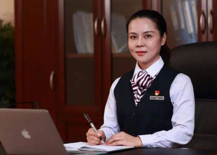 涉嫌严重违纪违法<strong></p>
<p>vgs在哪个平台有交易</strong>，原董事长刘平燕被查