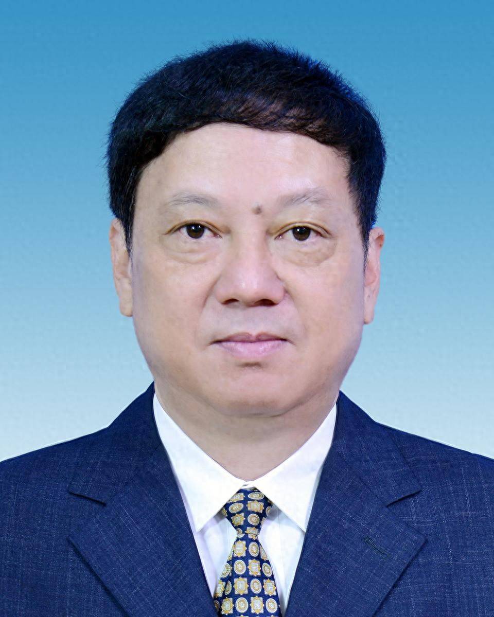 他当选新职<strong></p>
<p>湖南省交易</strong>！曾任福州市市长（附简历）