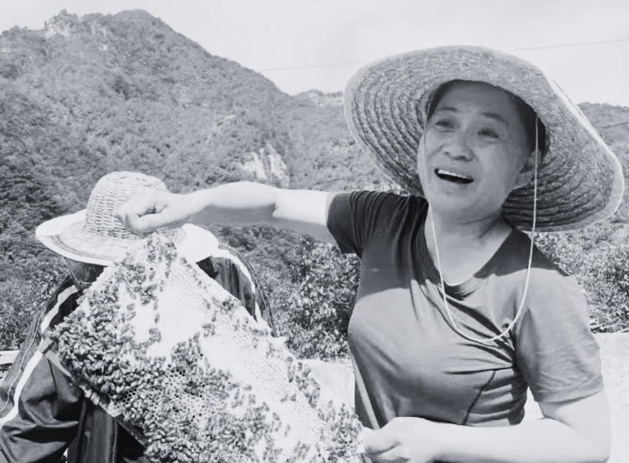 抗洪失联19天<strong></p>
<p>火币网官网</strong>，被洪水冲走的怀柔村支书尹春燕遗体已找到