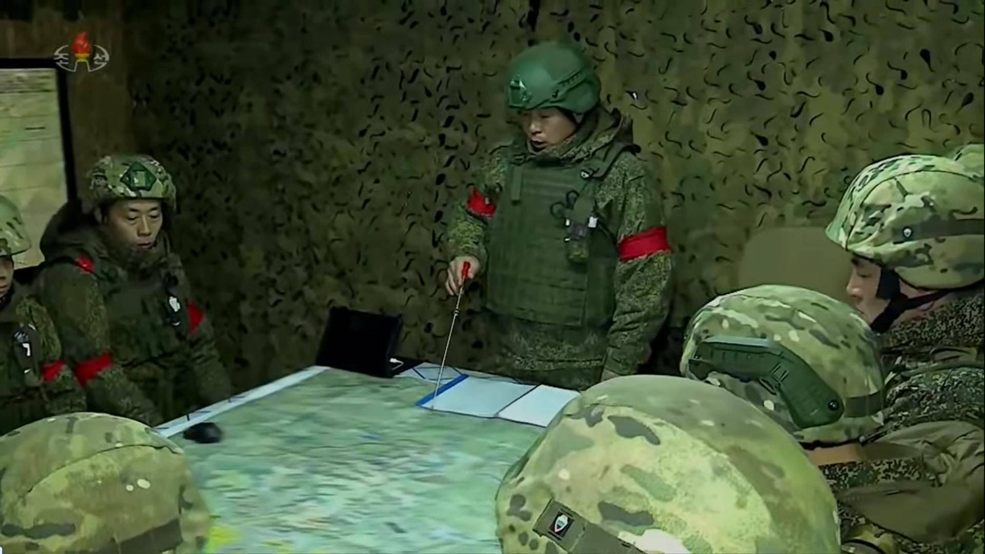 面对乌军包围<strong></p>
<p>000725京东方股票行情</strong>，朝鲜少校与11名特种兵死战不退，牵着手拉响光荣弹