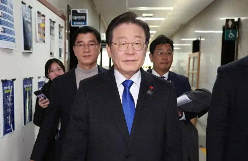 李在明访美遭遇冷遇！最低规格接待<strong></p>
<p>000725京东方股票行情</strong>，石破茂的妙计没派上用场？