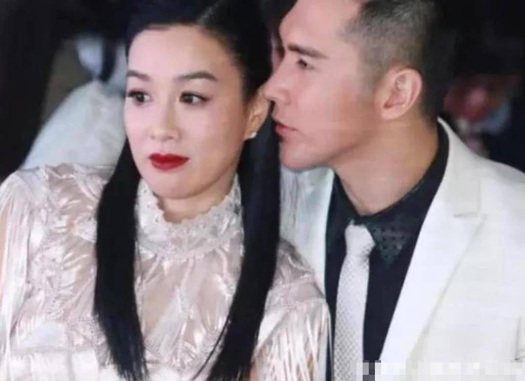 考古|张伦硕称张维伊像以前的自己 <strong></p>
<p>上海电影股票</strong>，曾娶大11岁钟丽缇被嘲，如今成为重组家庭中教科书般的男人？