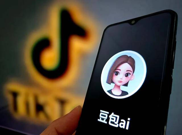 字节的硬件野心<strong></p>
<p>上海电影股票</strong>，藏在豆包里