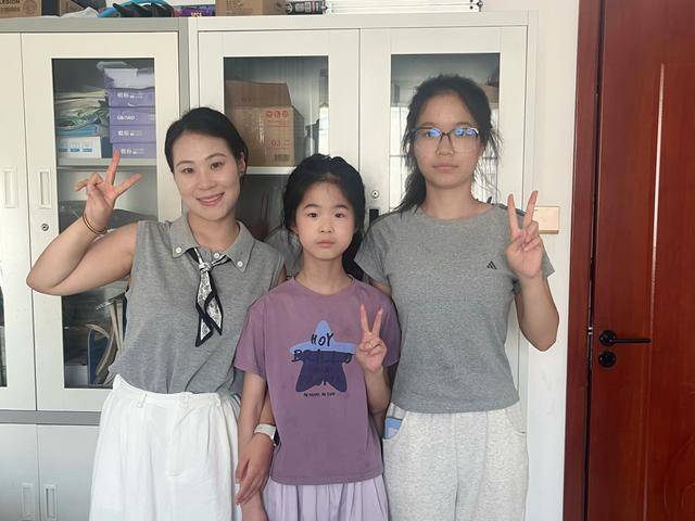 河南95后高校女辅导员“没苦硬吃”：暑假自驾1000公里家访<strong></p>
<p>璞泰来股票</strong>，从电三轮到汽车，已坚持两年