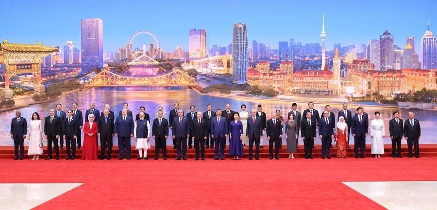 “豪华阵容”抵达津门<strong></p>
<p>股票下跌</strong>，两场会议今天举行，世界聚焦上合天津峰会