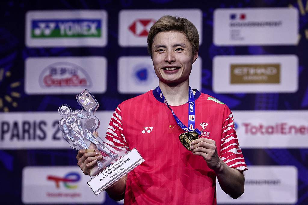 十年首冠<strong></p>
<p>股票下跌</strong>！世锦赛-石宇奇复仇昆拉武特 国羽第15次男单折桂