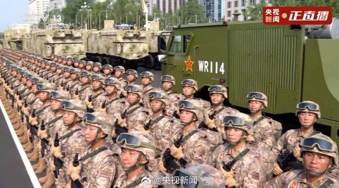 歼20S、DF61导弹<strong></p>
<p>股票开户流程</strong>，震撼亮相！三支兵种首次亮相天安门广场，空中梯队战机起飞