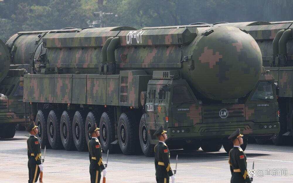 看完阅兵后军事专家感慨：知道中国军力强大<strong></p>
<p>最便宜的股票</strong>，但没想到强到这种程度