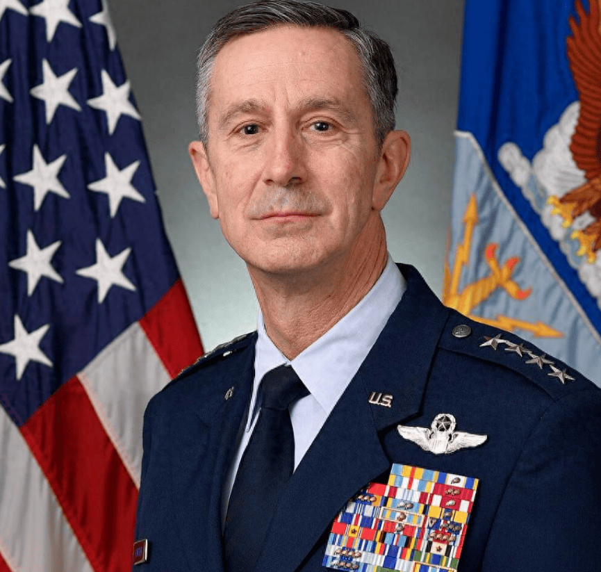 美上将对阅兵表态：不会被解放军吓倒<strong></p>
<p>最便宜的股票</strong>，是因为美方“纸上谈兵”的能力全方位领先解放军？