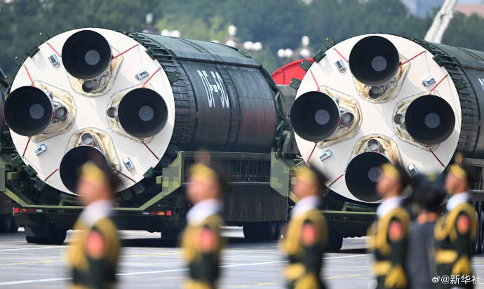 金灿荣：阅兵式上让<strong></p>
<p>最便宜的股票</strong>我大受震撼的五件大杀器