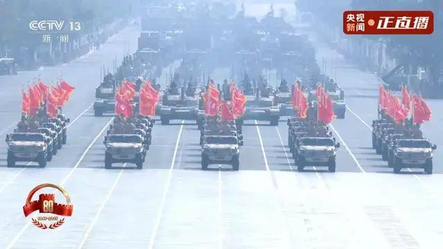 不装了<strong></p>
<p>最便宜的股票</strong>！一口气看完九三大阅兵武器装备！谁说我们一个也不认识？