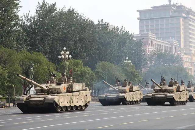 不装了<strong></p>
<p>最便宜的股票</strong>！一口气看完九三大阅兵武器装备！谁说我们一个也不认识？
