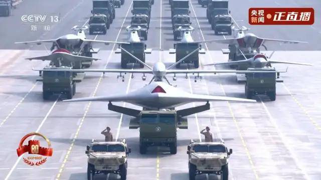 不装了<strong></p>
<p>最便宜的股票</strong>！一口气看完九三大阅兵武器装备！谁说我们一个也不认识？
