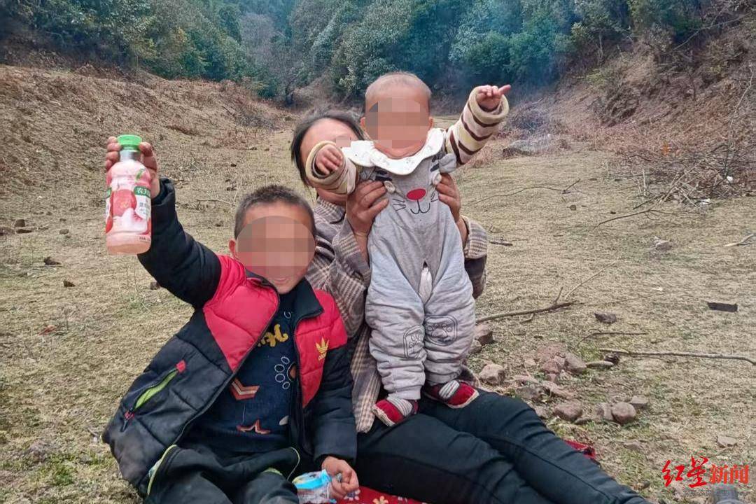 两儿童遭蜂群蜇伤身亡<strong></p>
<p>大疆股票</strong>，养蜂人涉过失致人死亡被立案！胡蜂养殖监管存模糊地带