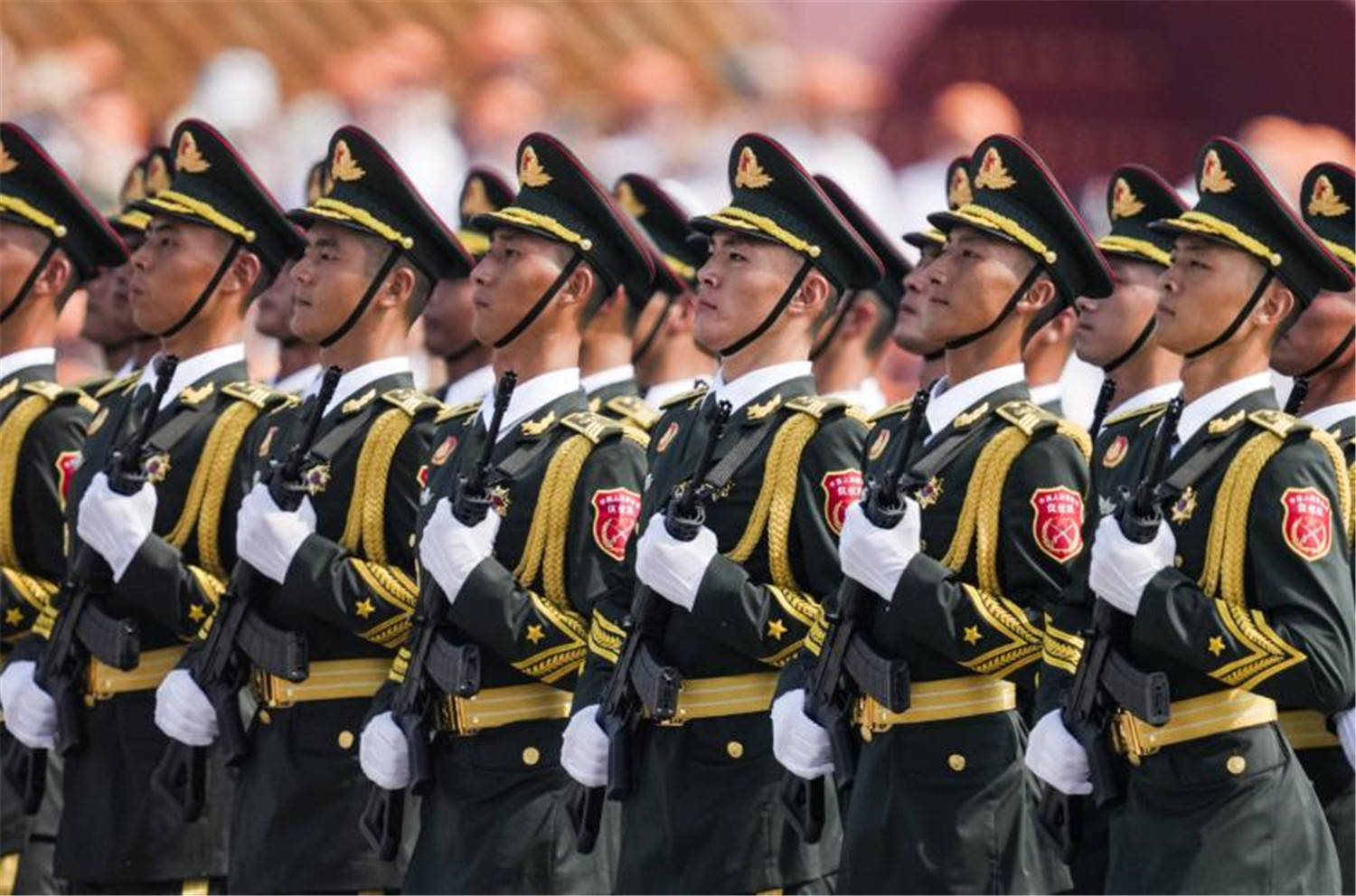 第1个说阅兵坏话的国家出现<strong></p>
<p>股票名词解释</strong>，果然是它，解放军被逼出动，不惯着