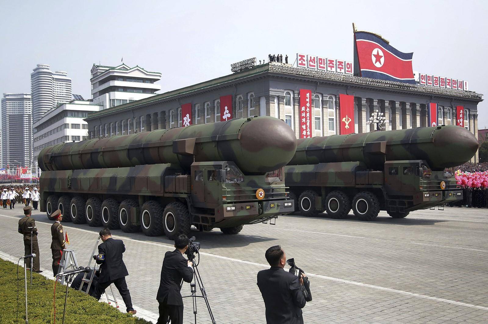 美海豹特种兵突袭胡塞<strong></p>
<p>兰州黄河股票</strong>，7500万美元战机坠毁，开火杀死30名也门人