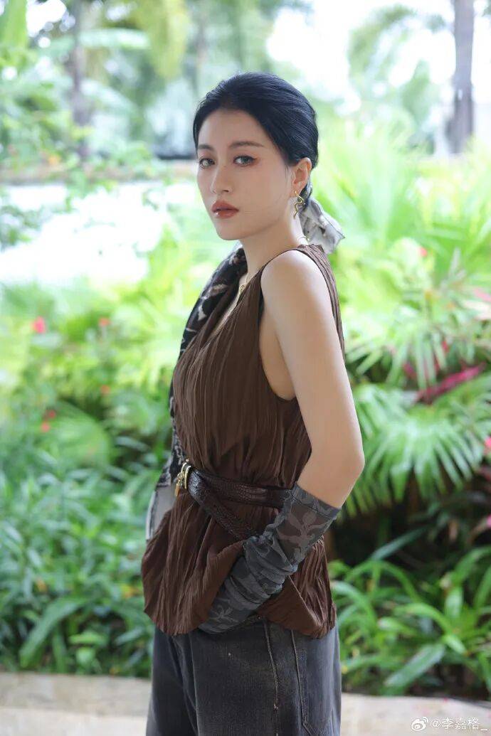歌手李嘉格回应已与爱奇艺原副总裁车澈离婚<strong></p>
<p>兰州黄河股票</strong>！男方曝街头拥抱女子
