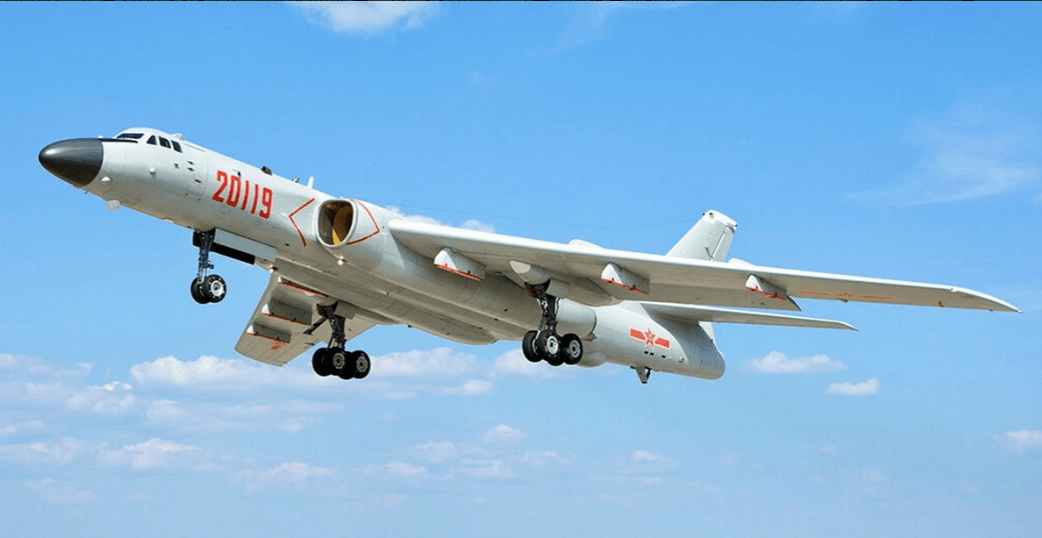 270架轰6严阵以待<strong></p>
<p>远大智能股票</strong>，强大核战轰打击群横空出世，美媒说了句大实话