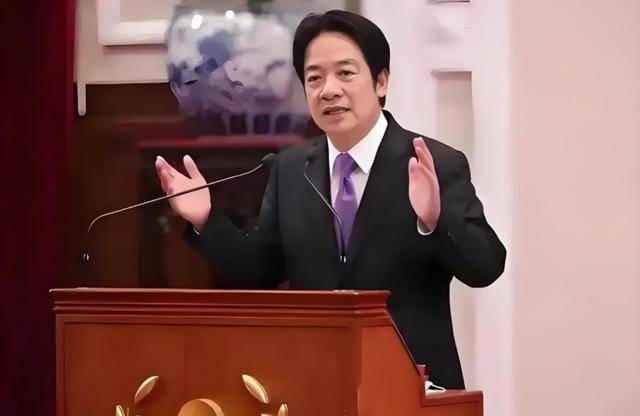 福建舰刚过台海<strong></p>
<p>远大智能股票</strong>，美英舰队24小时内硬闯！美军爆出25款机密武器