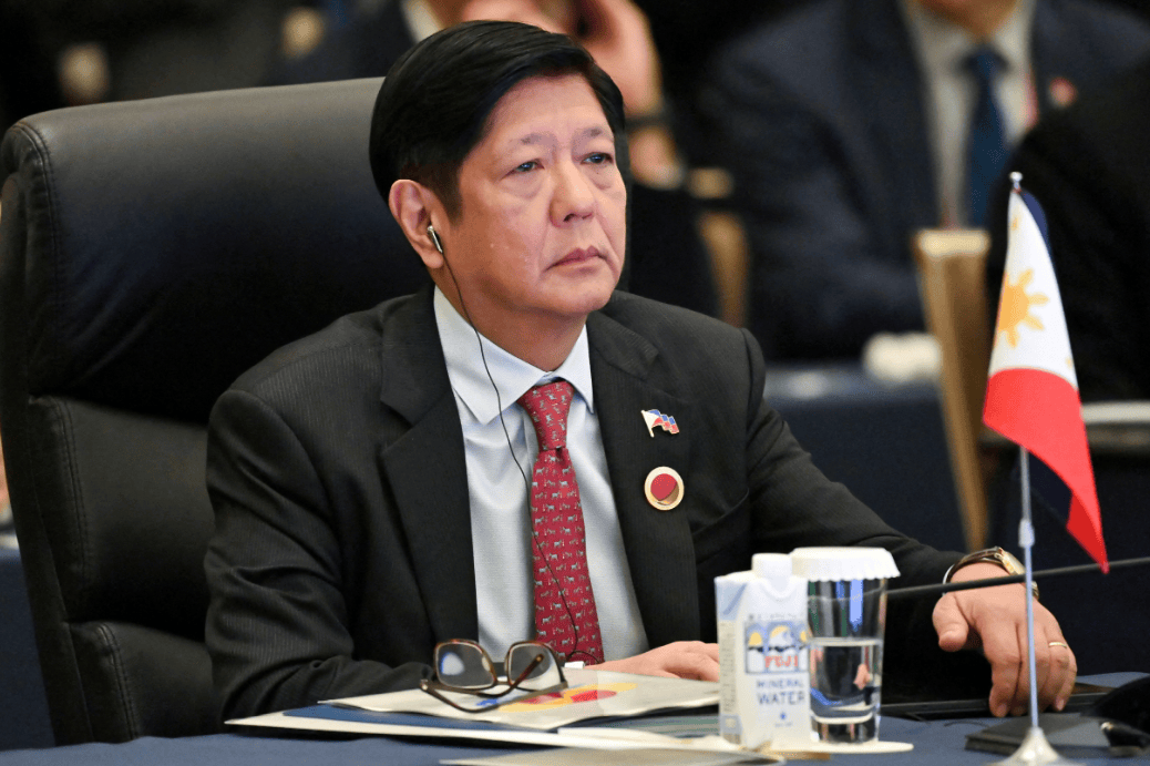 菲律宾局势突变！全军已进入待命状态<strong></p>
<p>宁波海运股票</strong>，马科斯点的火，终究烧到了自己身上