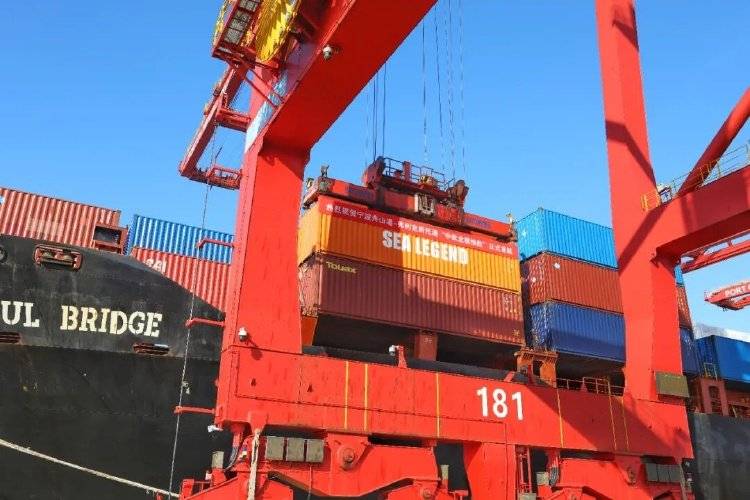 18天直达欧洲<strong></p>
<p>海峡股份股票</strong>！“中欧北极快航”开通