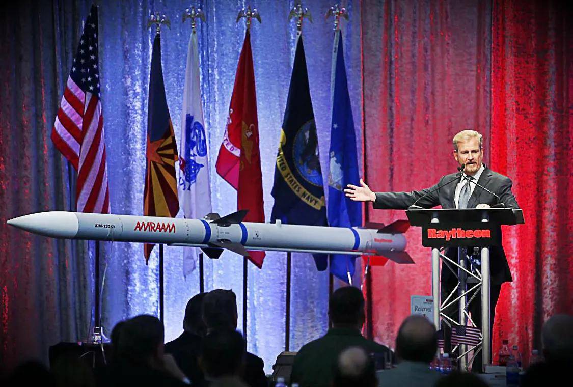 终于追上霹雳15了！美军300亿美元研发AIM260<strong></p>
<p>龙星化工股票</strong>，碰上霹雳17咋办？