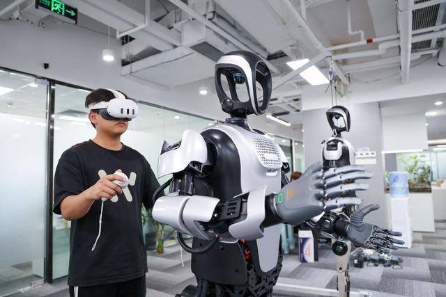 研发中心成立！郑州大学<strong></p>
<p>深南电股票</strong>，进军人形机器人！