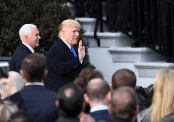 70万大军现身前线<strong></p>
<p>深南电股票</strong>，全都立下了“生死状”！普京的表态不简单，要让所有人都无后顾之忧？