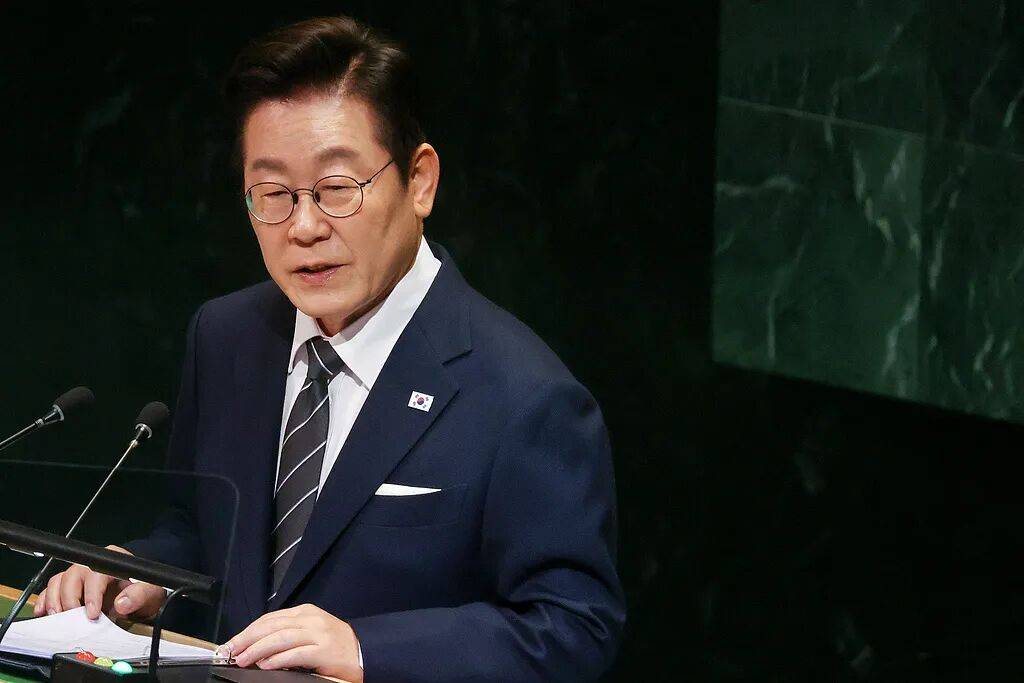 韩国总统：要终结朝鲜半岛敌对与对抗时代