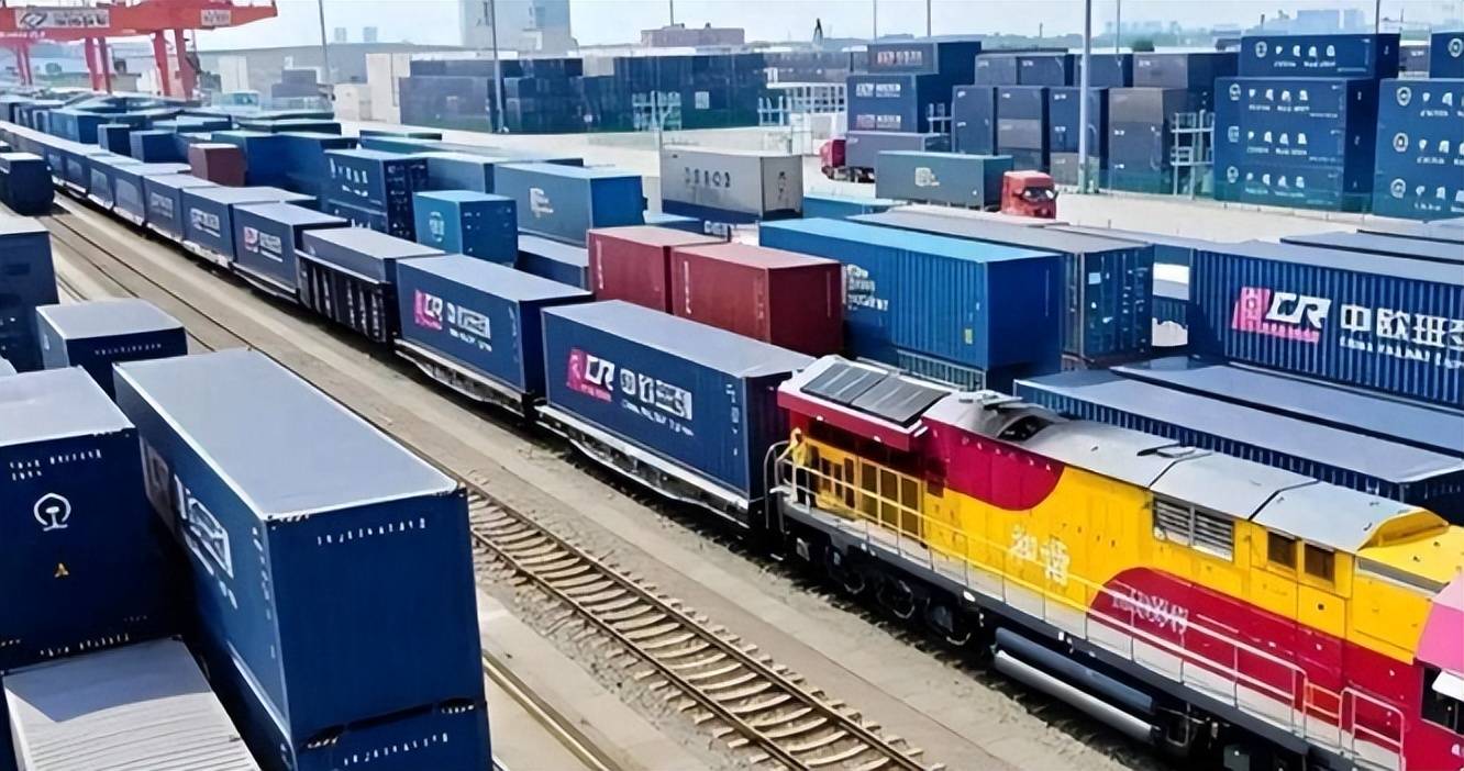 波兰开始甩锅<strong></p>
<p>深高速股票</strong>,放行中欧班列后,波兰再次出击,中国迎接挑战