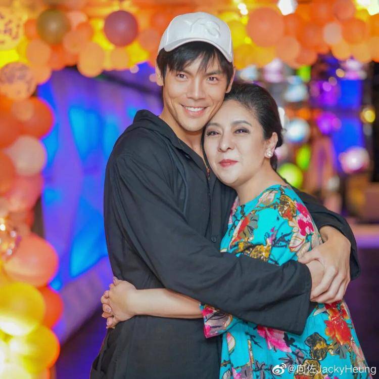 向太回应“向家破产”传闻：珠宝、豪宅都在<strong></p>
<p>深高速股票</strong>，还养着1000多名员工；向佐力挺：说话的人请有点底线