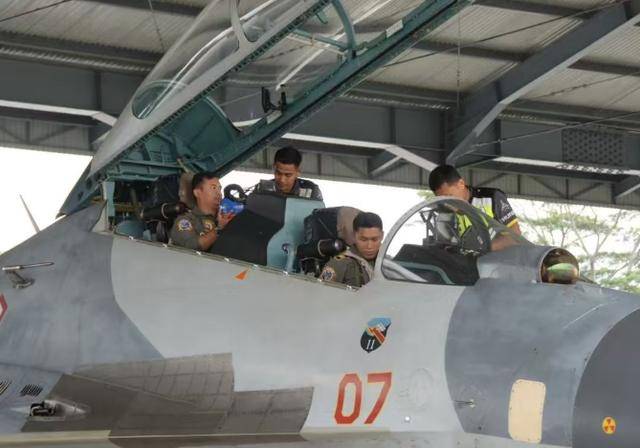 印尼官方首次透露！42架歼10C不是空穴来风<strong></p>
<p>博通集成股票</strong>，中国会点头吗