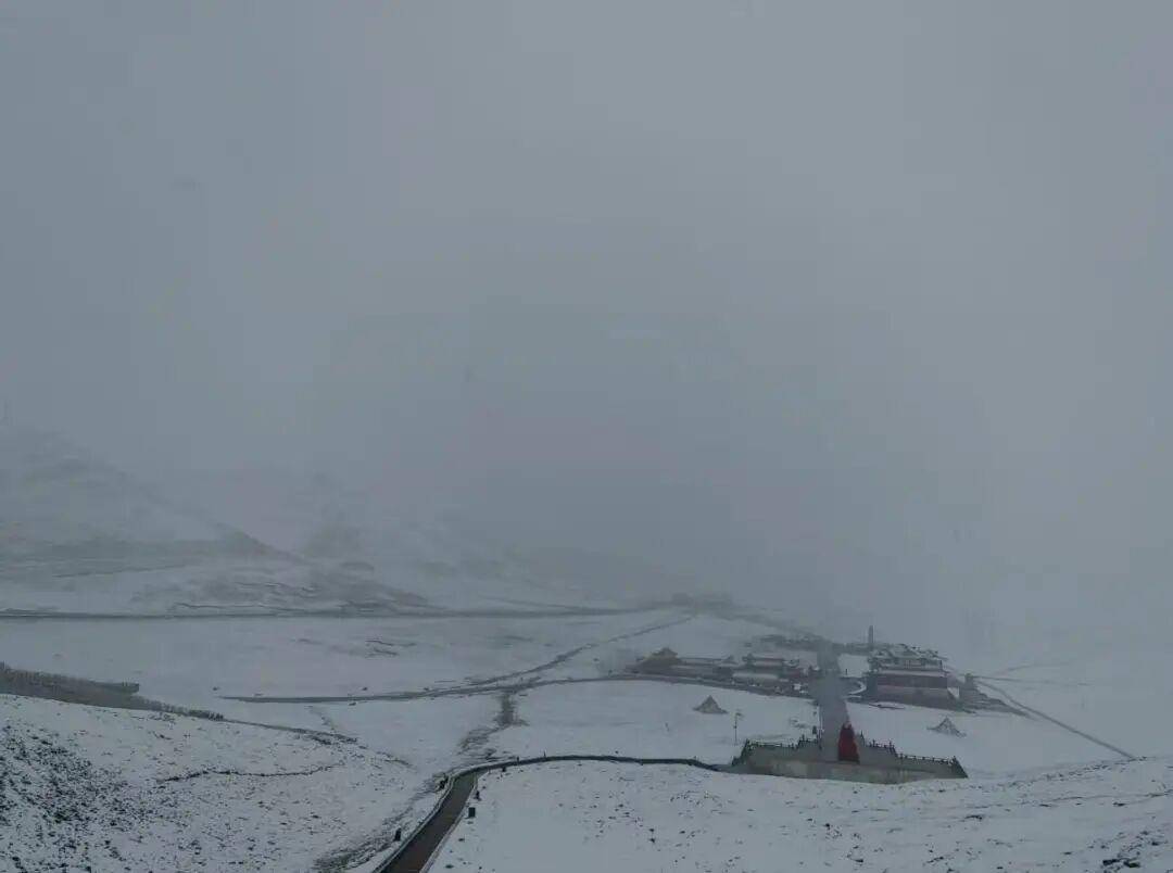 多地突降大雪<strong></p>
<p>博通集成股票</strong>!