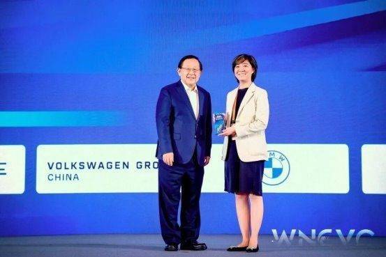 硬核创新比肩华为<strong></p>
<p>博通集成股票</strong>，Momenta首度荣膺WNEVC 2025全球新能源创新技术