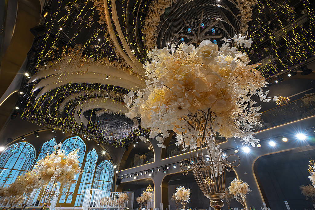 从业8年的婚庆人心得:婚礼不再“造梦”<strong></p>
<p>博通集成股票</strong>,只卖解决方案