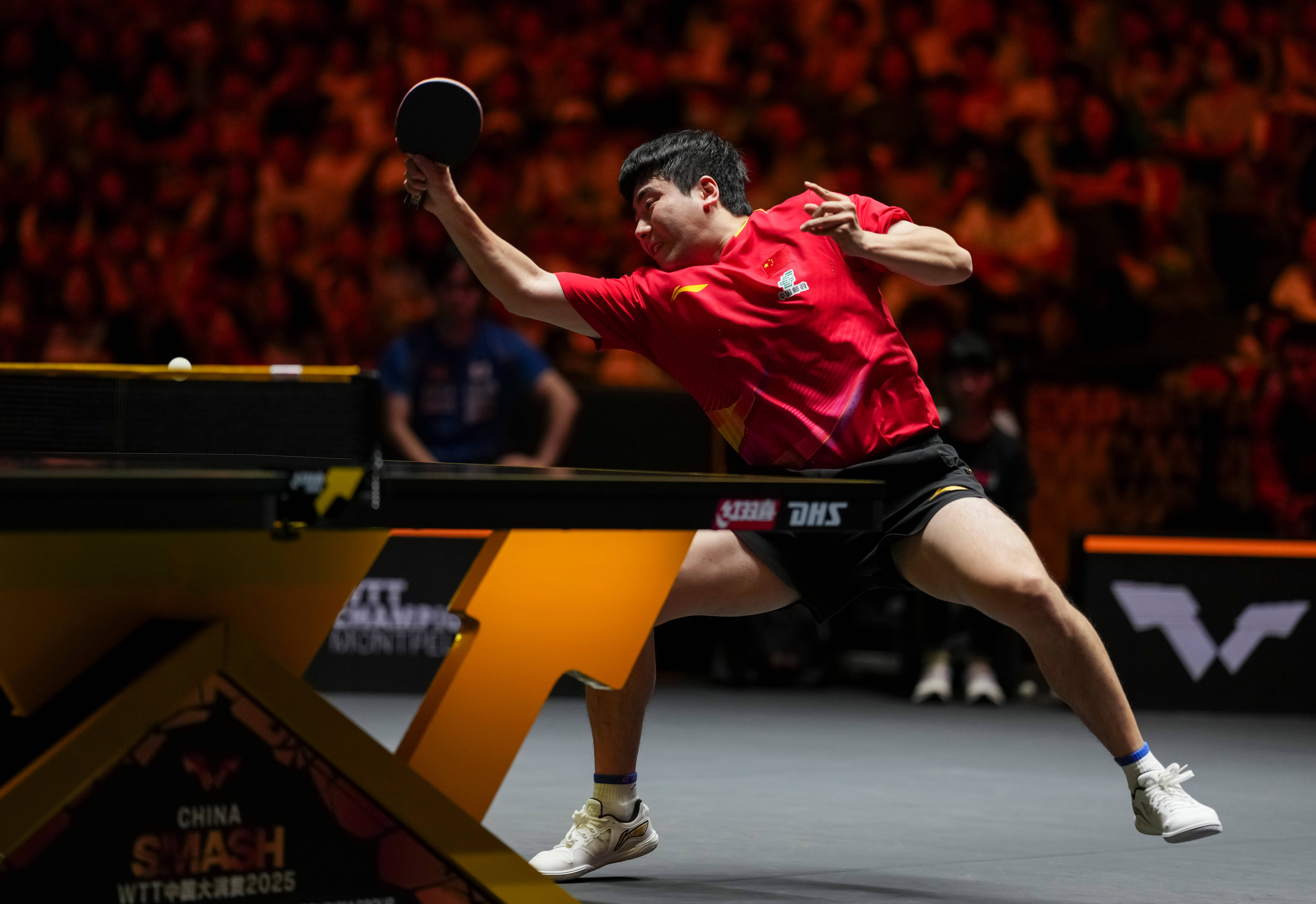 (体育)乒乓球——WTT中国大满贯赛:梁靖崑无缘男单八强