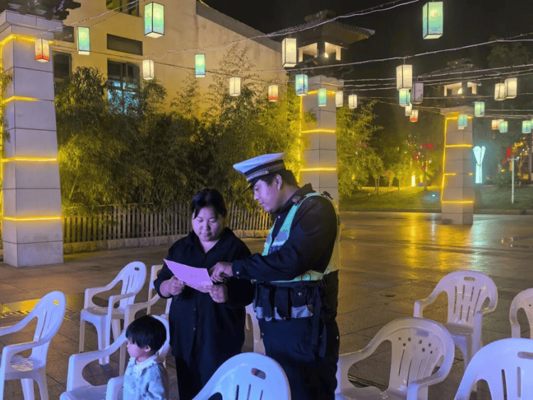 “苏超”点球大战<strong></p>
<p>通源石油股票</strong>！连云港第二现场的“藏蓝”守护力量