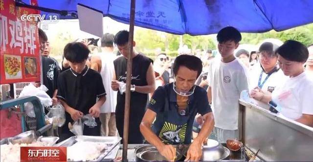 鸡排哥上央视了<strong></p>
<p>金运激光股票</strong>，又爆金句：要想抓住胃，先得抓住心