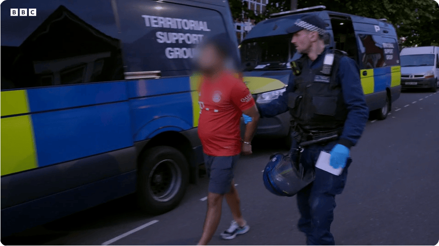 凯特患癌竟因辉瑞疫苗?伦敦4万被盗手机直飞香港<strong></p>
<p>金运激光股票</strong>,比贩毒暴利产业链曝光…