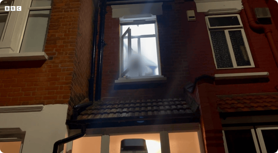 凯特患癌竟因辉瑞疫苗?伦敦4万被盗手机直飞香港<strong></p>
<p>金运激光股票</strong>,比贩毒暴利产业链曝光…