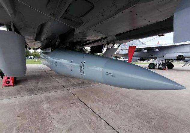 “爱国者”变成废铁<strong></p>
<p>金运激光股票</strong>，乌军开始被俄弹道导弹暴打，突防概率100%