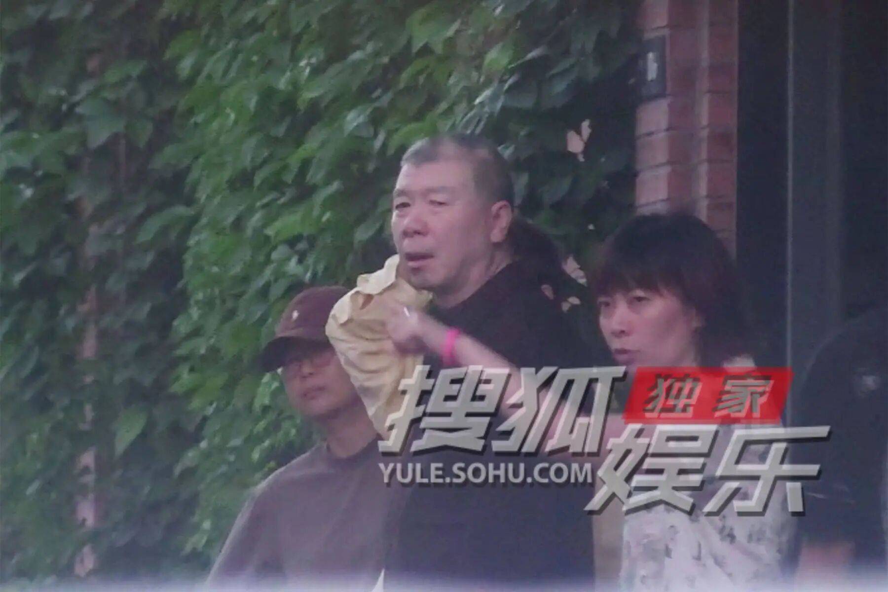 考古|冯小刚带女儿去陈思诚工作室！开个人账号还读影视专业<strong></p>
<p>鲁信创投股票</strong>，她也要“女承父业”吗？