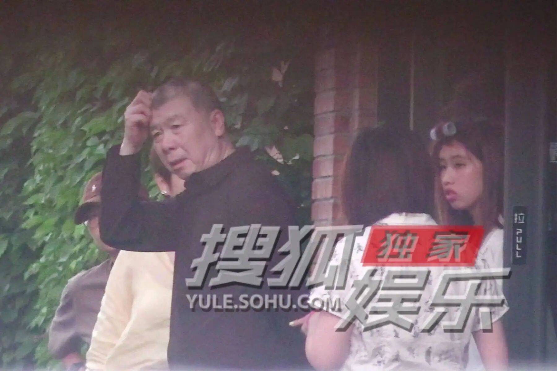 考古|冯小刚带女儿去陈思诚工作室！开个人账号还读影视专业<strong></p>
<p>鲁信创投股票</strong>，她也要“女承父业”吗？